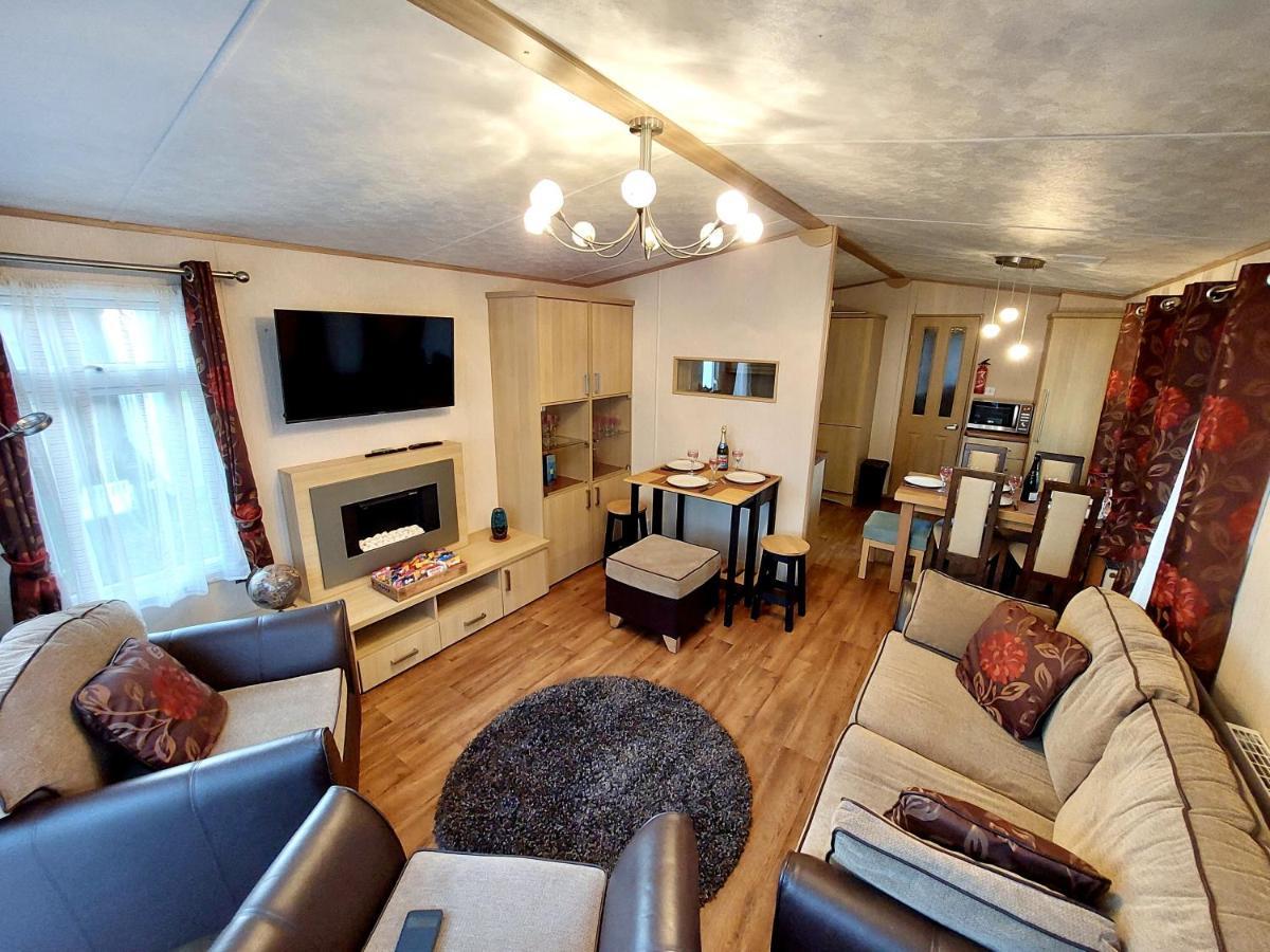 Mobilhomes 6 et 8 personnes PONT AVEN Kerlann Draps fournis Extérieur photo