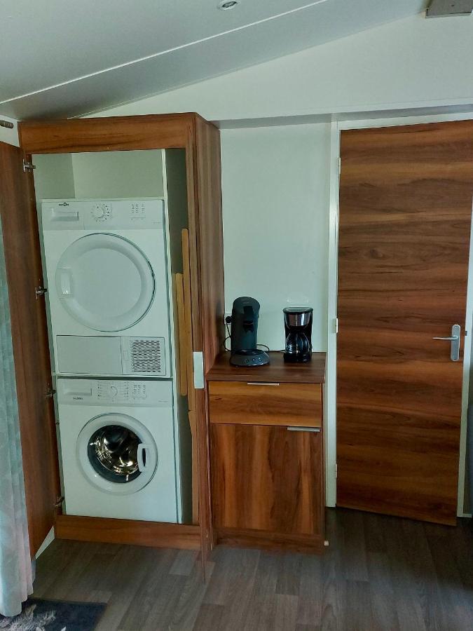 Mobilhomes 6 et 8 personnes PONT AVEN Kerlann Draps fournis Extérieur photo
