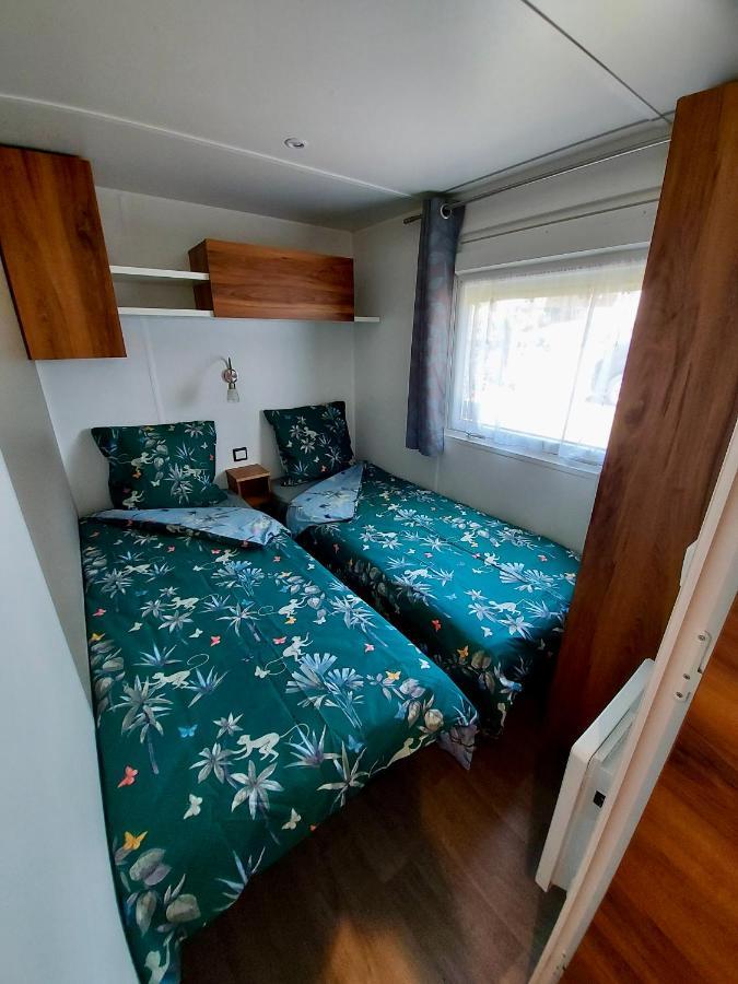 Mobilhomes 6 et 8 personnes PONT AVEN Kerlann Draps fournis Extérieur photo